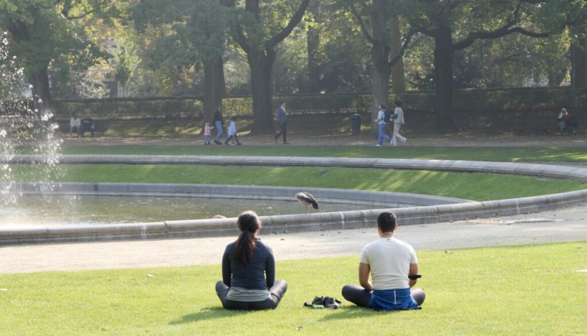 mediation-next-to-a-water-fountain