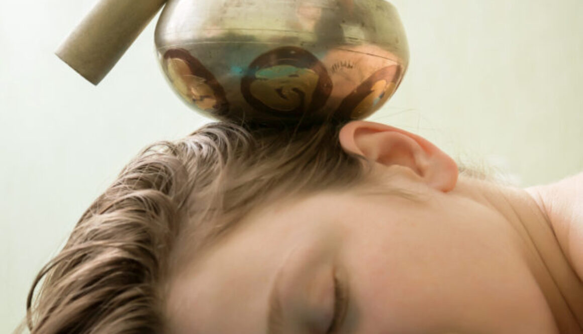 Schmerzen mit Hilfe von Klangschalen lindern